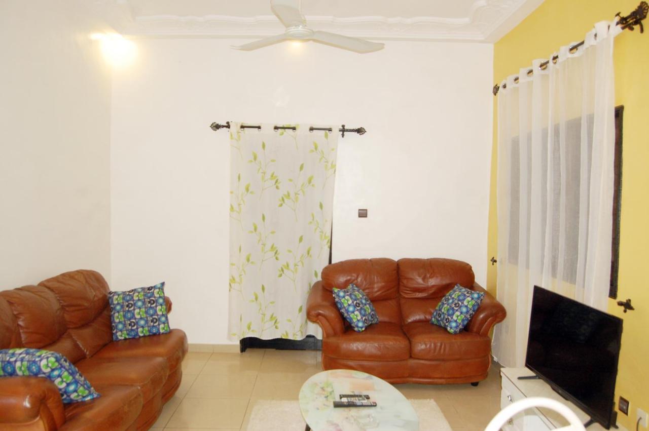Residences Aske Abomey-Calavi Экстерьер фото